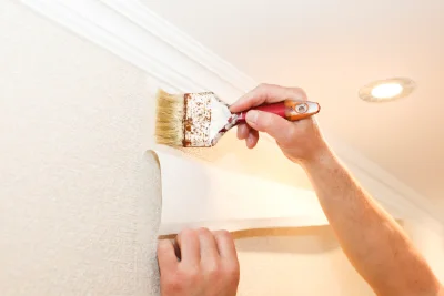 Pose de papier peint à Glamondans — revêtements muraux et toiles de verre